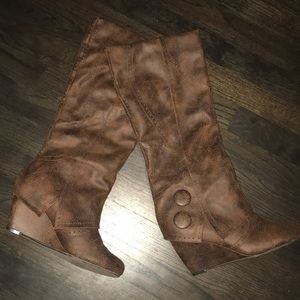 Tan boot wedges